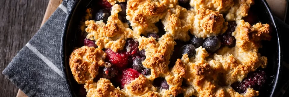 Simple 5 Ingredient Fruit Cobbler