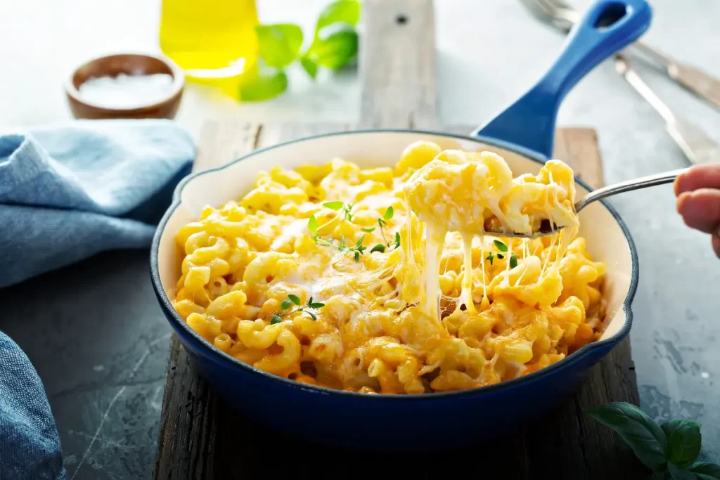 Creamy 5 Ingredient Mac and Cheese