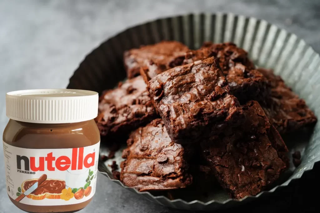 Irresistible 5 Ingredient Nutella Brownies