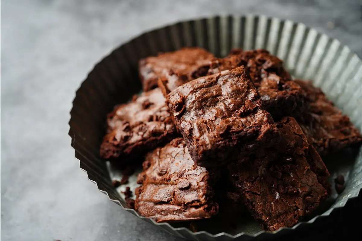 Irresistible 5 Ingredient Nutella Brownies