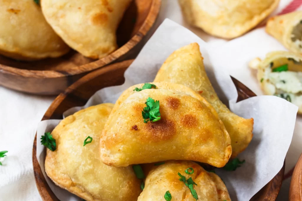 Delicious Inside-Out Cheeseburger Pockets