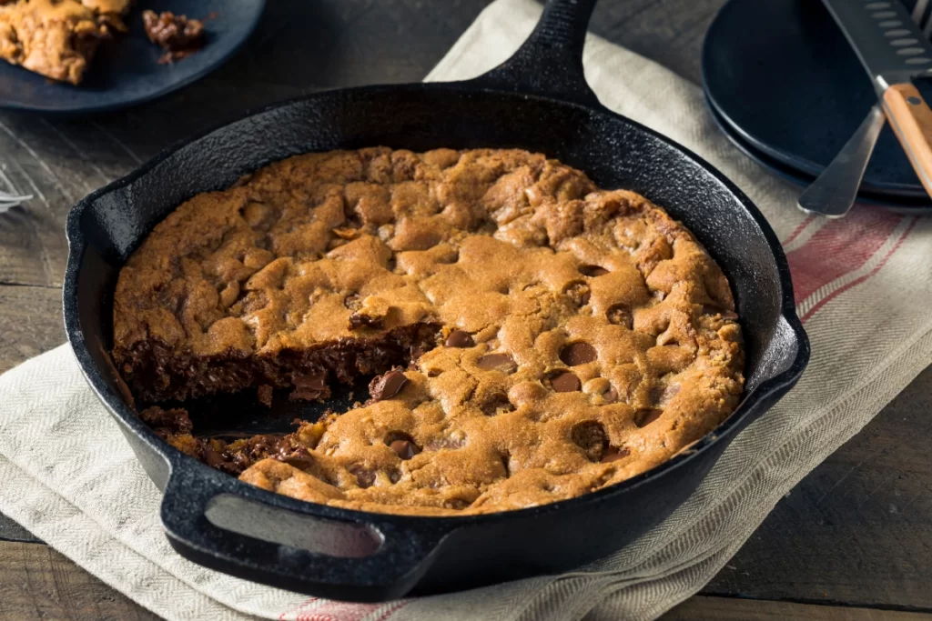 Ultimate Skillet Chocolate Chip Cookie