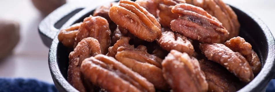 Irresistible Sweet and Spicy Pecans