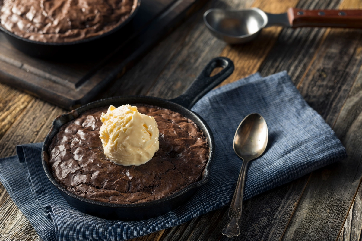 Indulgent Skillet Brownies